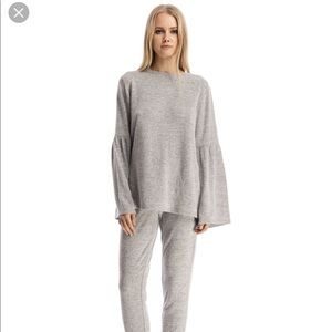 Gray marled cozy sweater top Walter Baker